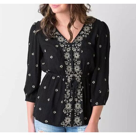 Patrons of Peace Tops - Patrons Of Peace Embroidered Black Floral Top Size M